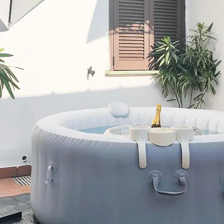 Apartment Zen Retreat With Jacuzzi, Patio & Private Garage Automatic Check In 24 7 With Netflix Dazn And Casale Monferrato
