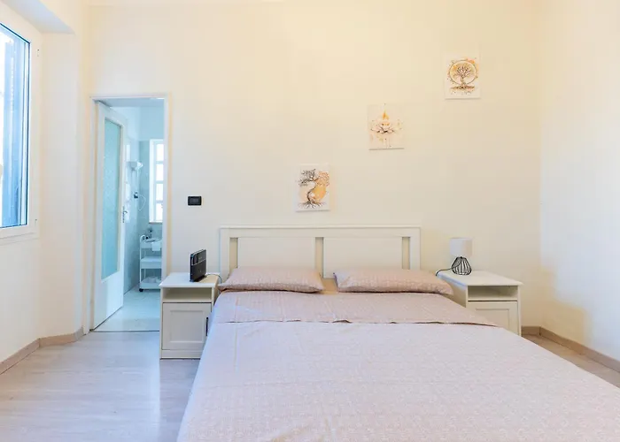 Zen Retreat With Jacuzzi, Patio & Private Garage Automatic Check In 24 7 With Netflix Dazn And Διαμέρισμα *