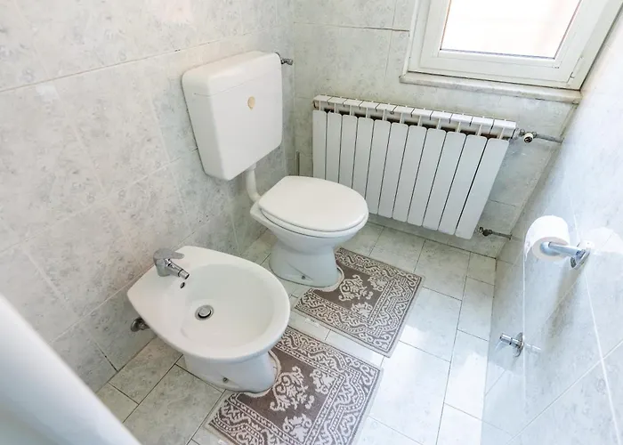 Apartment Zen Retreat With Jacuzzi, Patio & Private Garage Automatic Check In 24 7 With Netflix Dazn And *