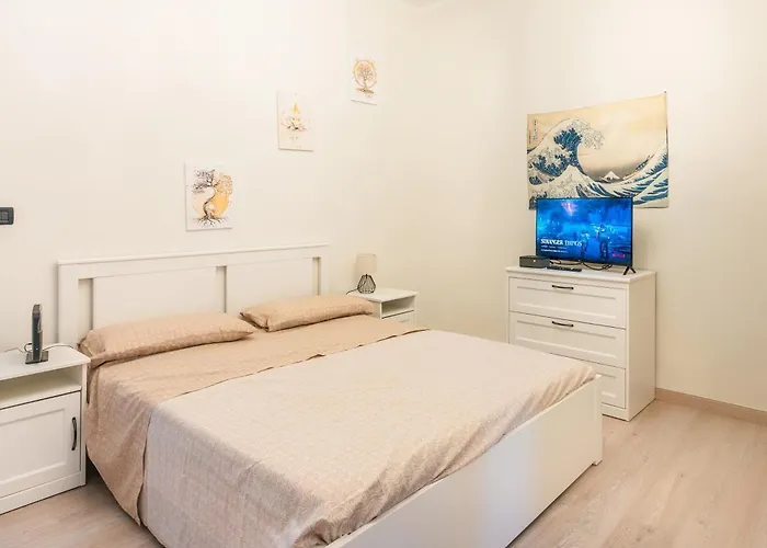 Zen Retreat With Jacuzzi, Patio & Private Garage Automatic Check In 24 7 With Netflix Dazn And Apartment